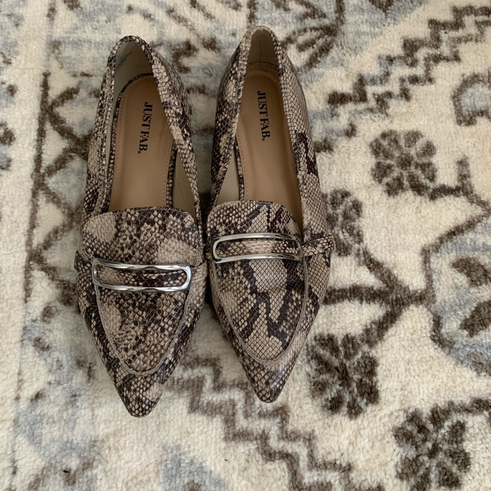 Snake skin flats